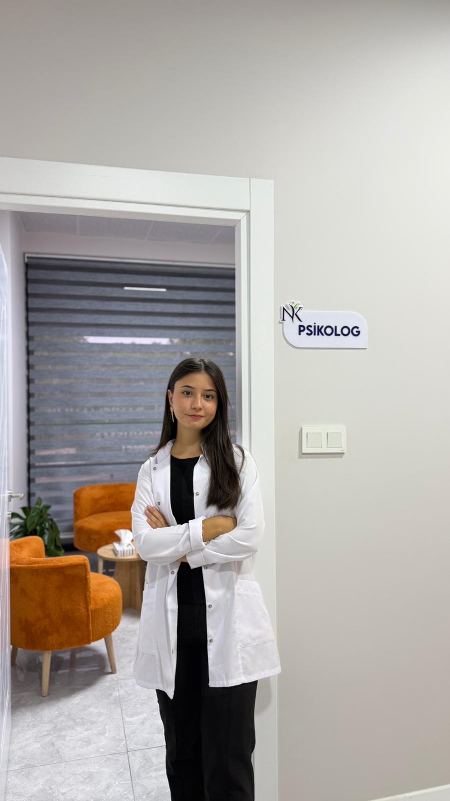 Uzm. Psk. Berra Budak